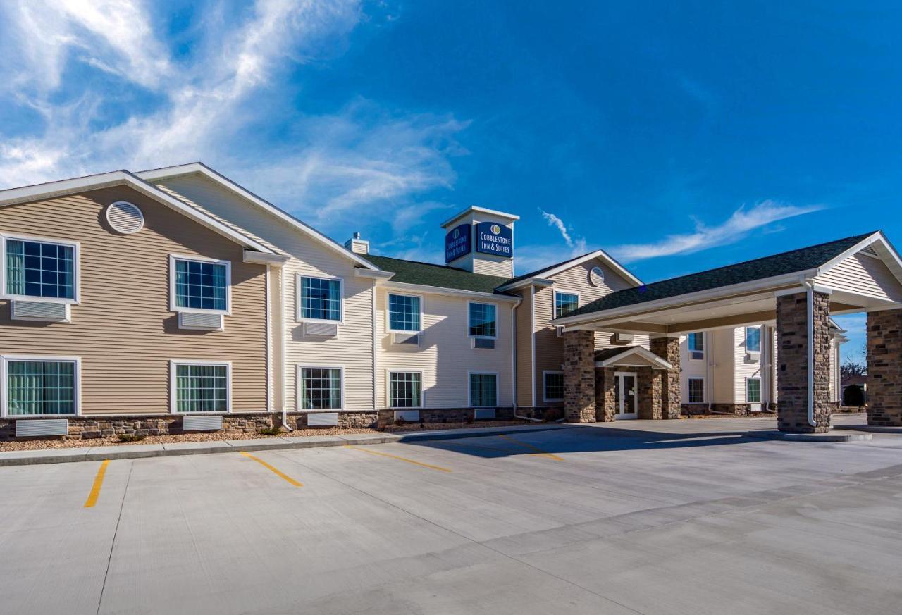 Cobblestone Inn & Suites - Holdrege Dış mekan fotoğraf