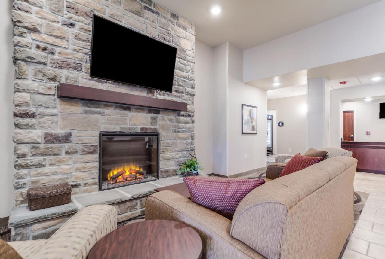 Cobblestone Inn & Suites - Holdrege Dış mekan fotoğraf