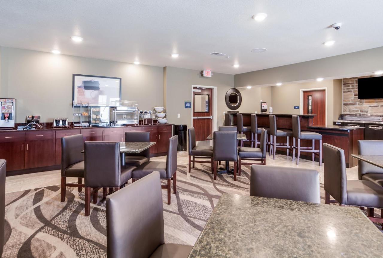 Cobblestone Inn & Suites - Holdrege Dış mekan fotoğraf